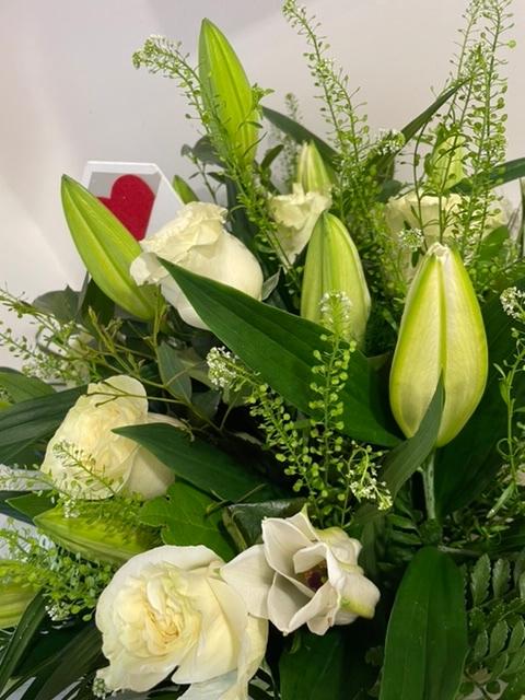 White Lily and Rose handtied Bouquet